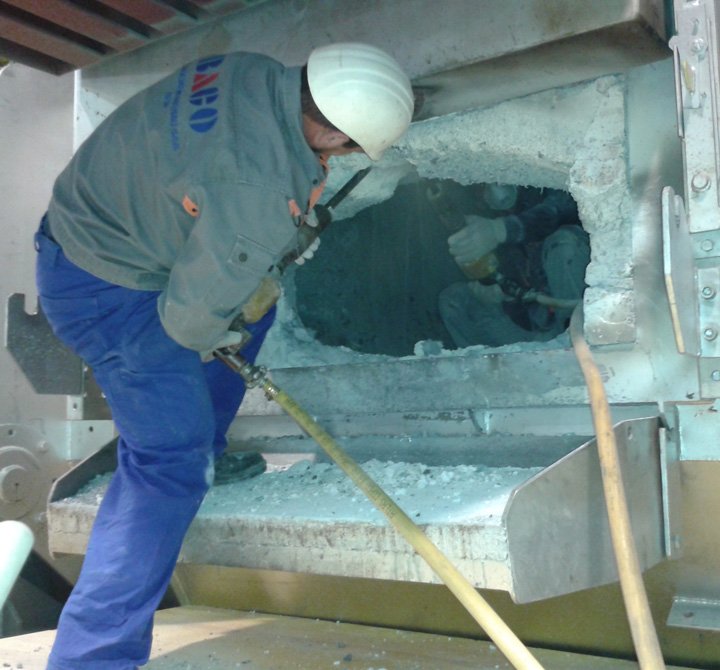 Talilna peč - Sanacija poškodovanega dela (4)